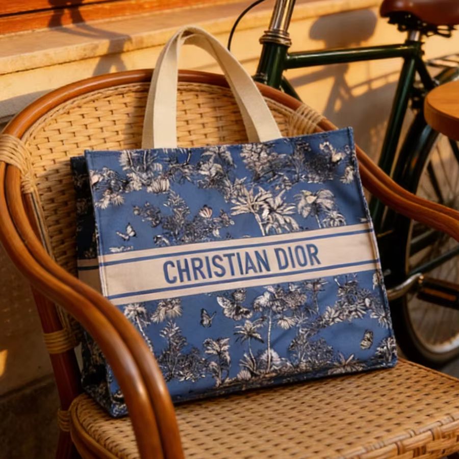 Luxury Bags Dior - Dior’s bag Luxury Custom Blue Handheld
