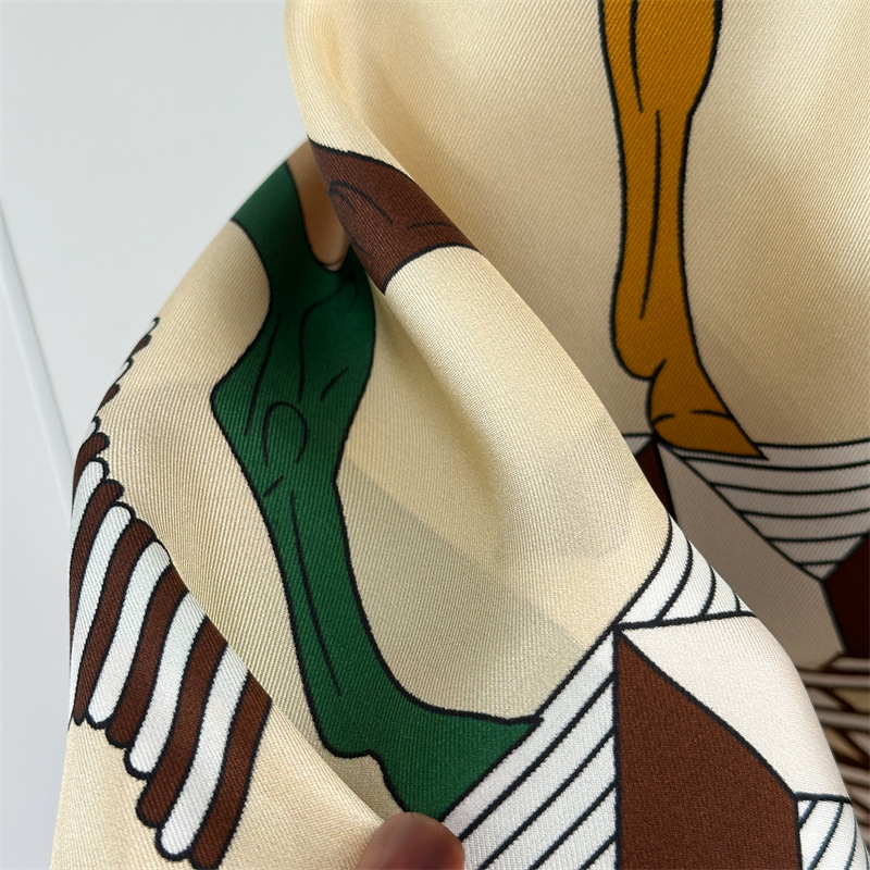 Twill Silk Scarf 135CM Women H - Luxury Bags Design 评论和价格