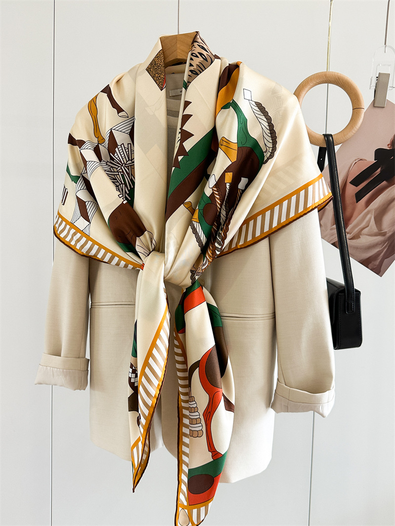 Twill Silk Scarf 135CM Women H - Luxury Bags Design 评论和价格