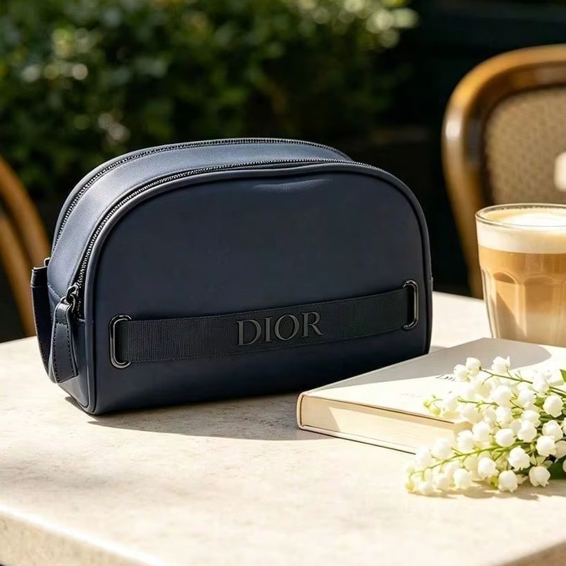 Dior Navy Blue Half Moon Cosme - Luxury Bags Dior 评论和价格