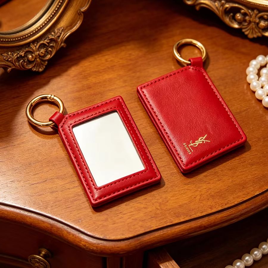 YSL Red Leather Square Mini Po - Luxury Designer Bags Ysl 评论和价格