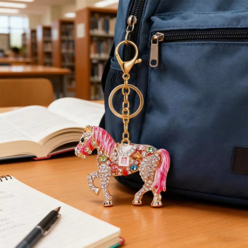 Luxury Metal Horse Key Chain C - Luxury Bags Yellow 评论和价格